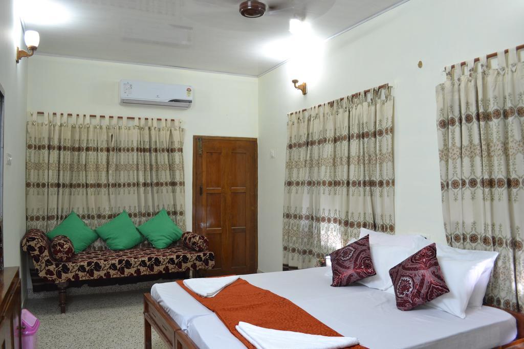 Thoms Beach Homestay Alappuzha Εξωτερικό φωτογραφία