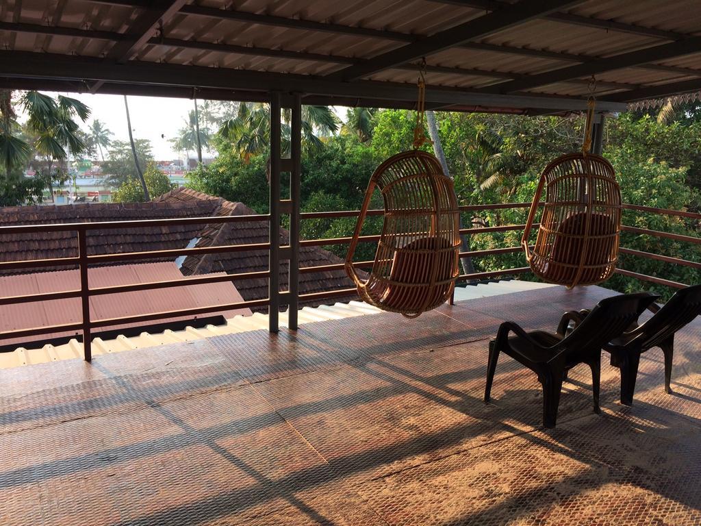 Thoms Beach Homestay Alappuzha Εξωτερικό φωτογραφία