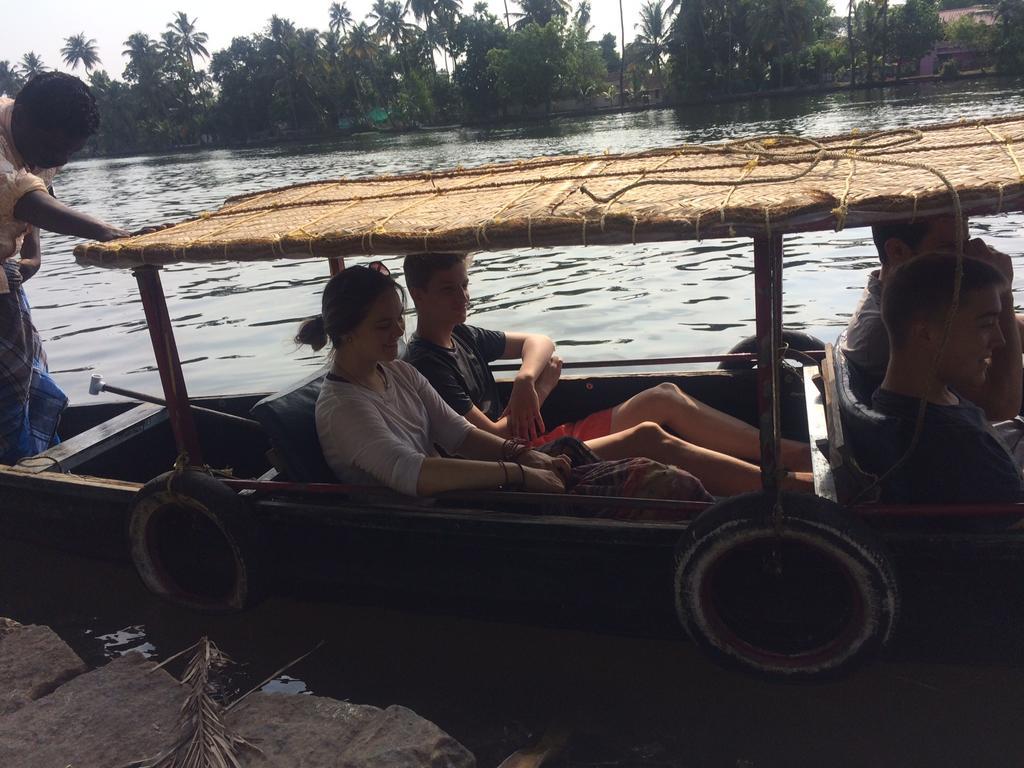 Thoms Beach Homestay Alappuzha Εξωτερικό φωτογραφία