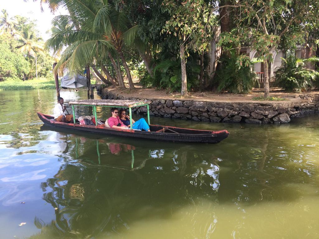 Thoms Beach Homestay Alappuzha Εξωτερικό φωτογραφία